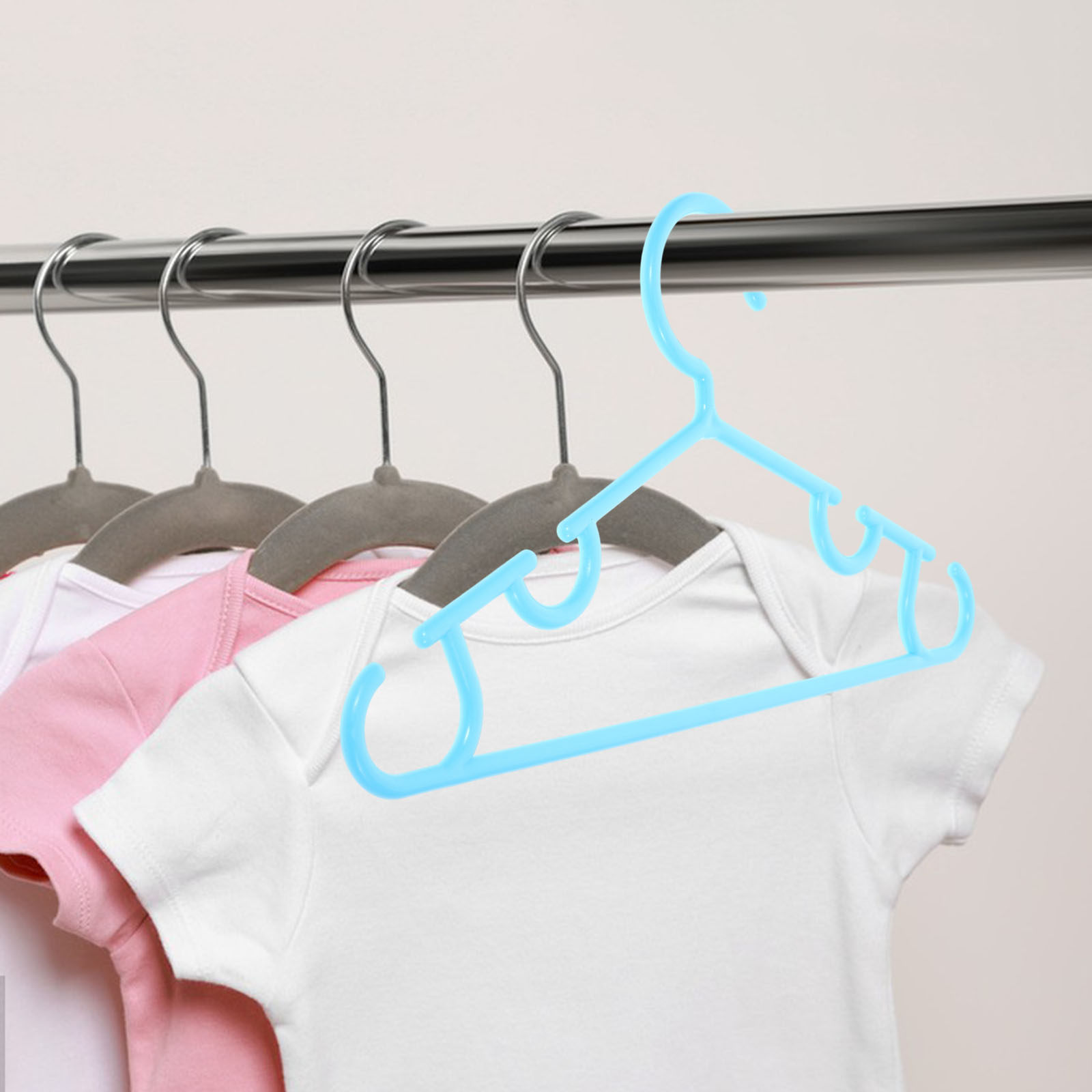 Baby Nursery Hangers - 10個入り 安全で便利な滑り止めベビーハンガー 丈夫なプラスチック製ベビー服乾燥用ハンガー 保育園のクローゼット整理に必須