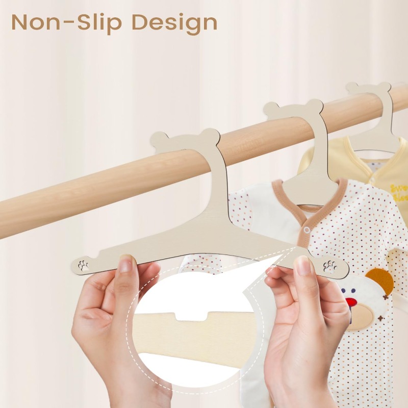 ベビー服ラックかわいいクマ木製子供服ハンガーホームガールプリ - Baby Nursery Hangers のレビューと価格
