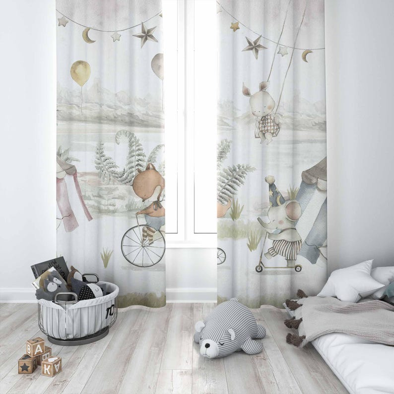 サーカス動物カーテン子供の寝室のカーテンプレイルームブラック - Baby Nursery Blackout Curtains のレビューと価格