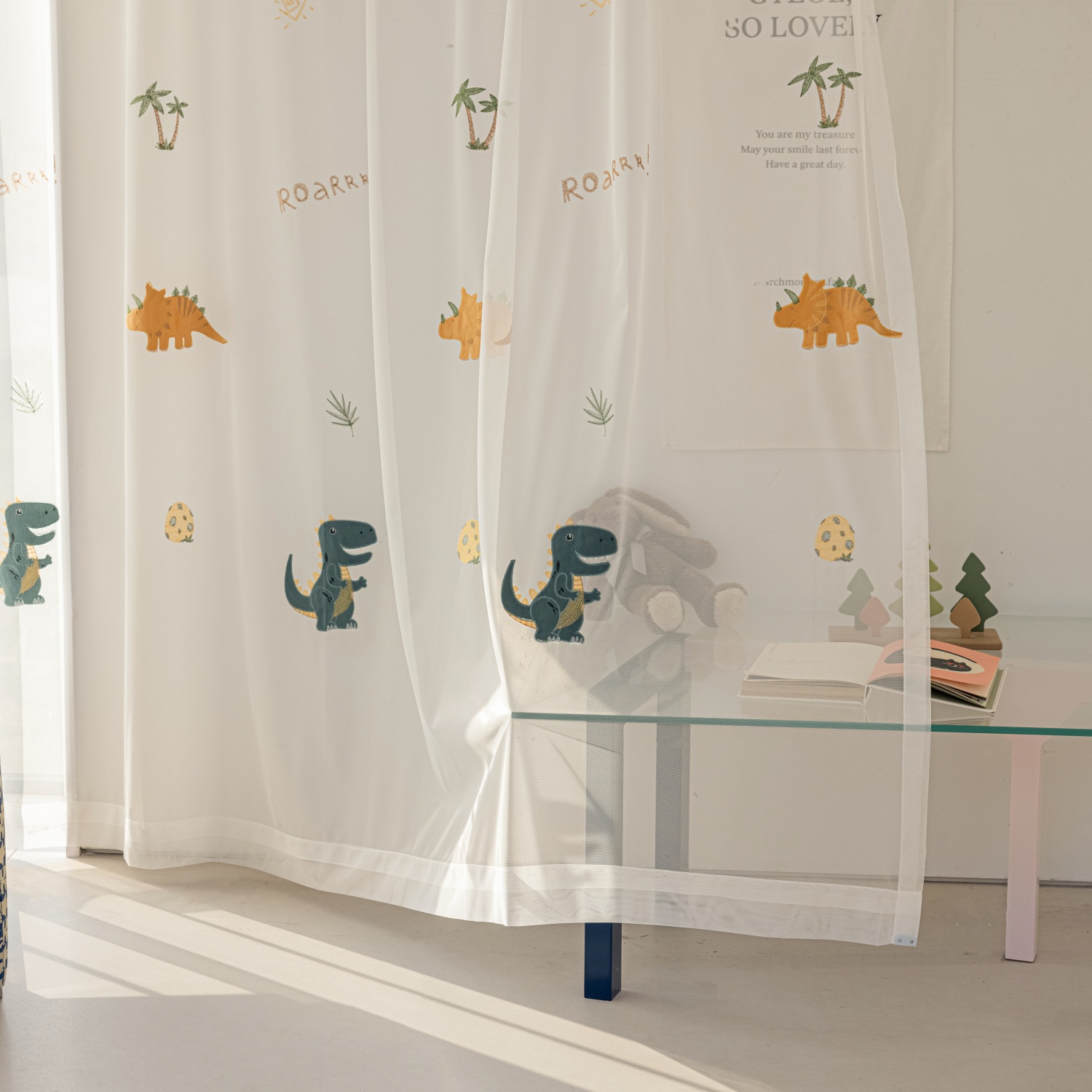 ブルー漫画恐竜キッズ遮光カーテン、かわいい刺繍保育園チュール - Baby Nursery Blackout Curtains のレビューと価格