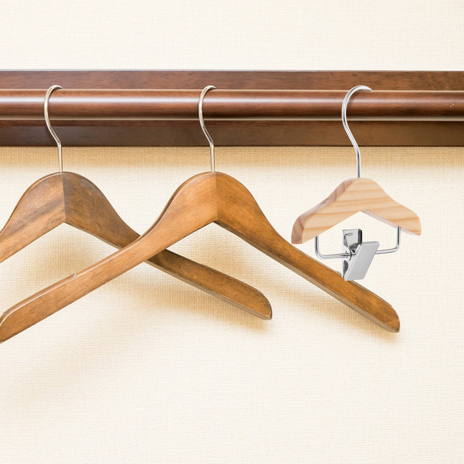 5個入り木製ミニ洋服ハンガー 子供用 しっかりとした作り 滑 - Baby Nursery Hangers のレビューと価格